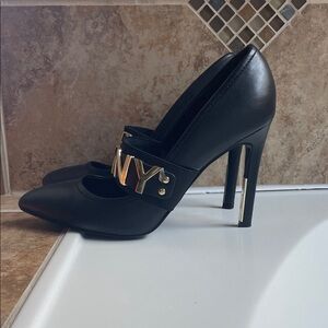 DKNY Black Pointed Mary Jane Pumps with Gold Logo Strap sexy!!